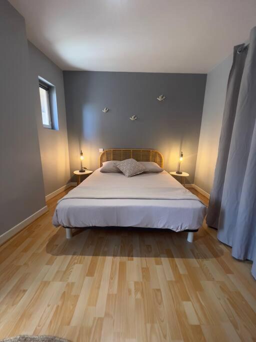 Casa Cloutiers #4 - Joli & Cosy T2 Avec Clim Parking - Hyper Centre Brive Apartment Luaran gambar