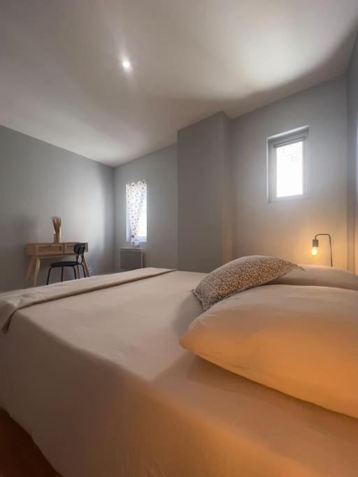 Casa Cloutiers #4 - Joli & Cosy T2 Avec Clim Parking - Hyper Centre Brive Apartment Luaran gambar