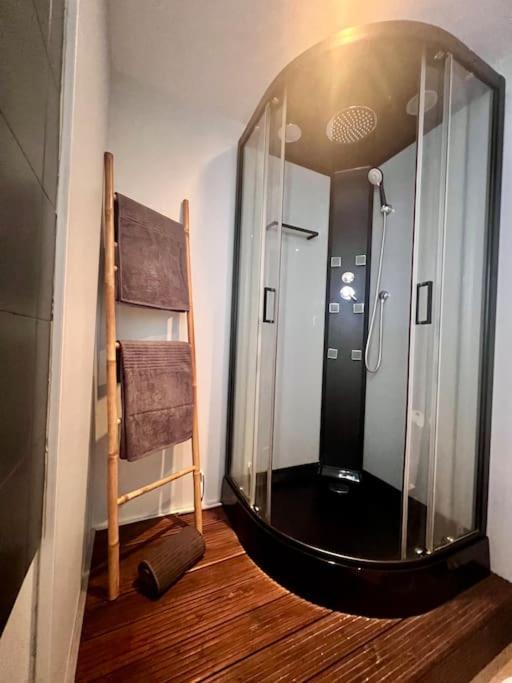Casa Cloutiers #4 - Joli & Cosy T2 Avec Clim Parking - Hyper Centre Brive Apartment Luaran gambar